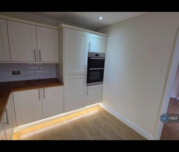 3 bedroom bungalow to rent - Photo 2