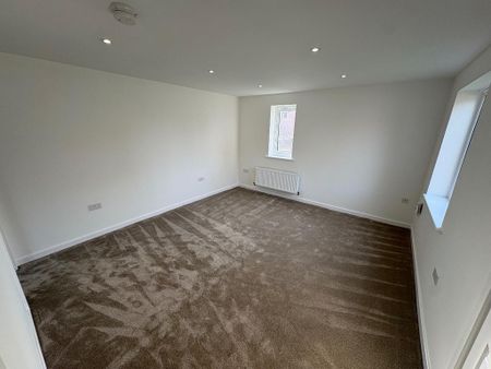 2 bedroom semi-detached house to rent - Photo 3
