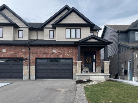 For Lease - 135 Woodberry Crescent, Woolwich, Ontario - Photo 5