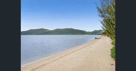 So Very Rare! Right on the Esplanade! - Photo 3