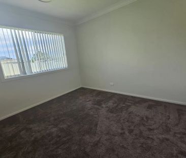 Well Maintained Family Home - Photo 6