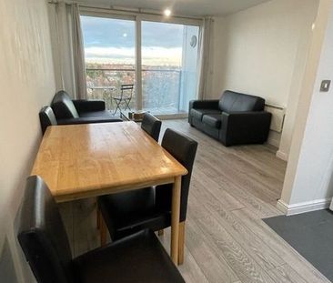 1 Bed Flat, The Blenheim Centre, TW3 - Photo 2