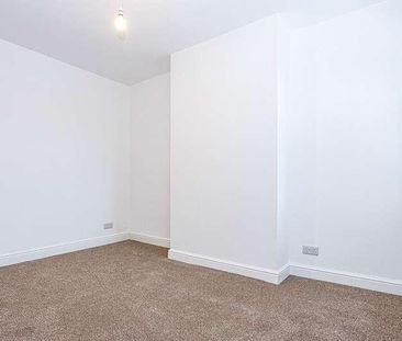 Moss Vale Road, Urmston, Manchester, M41 - Photo 6