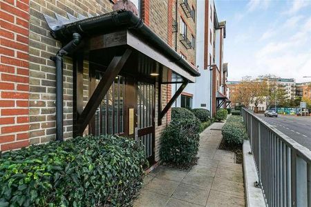 Sopwith Way, Kingston Upon Thames, KT2 - Photo 3