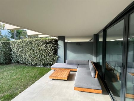 Piso de alquiler en Calle Camino del Reloj, 21, La Concha - Resina Golf - Photo 3