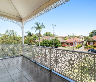 One Bedroom Apartment - Photo 2