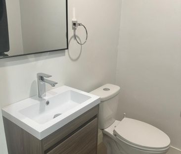 For Lease - 3276 Victory Crescent Unit# Main, Mississauga, Ontario - Photo 5