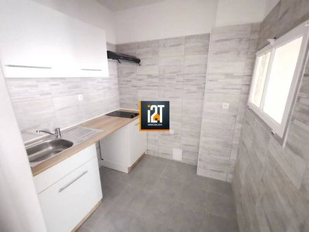 Appartement à louer - Nîmes 2 pièces de 27.1 m² - Photo 4