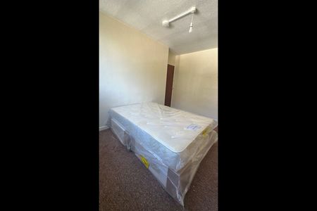 Room in a Shared House, Swinford Gardens, SW9 - Photo 5