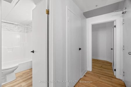 330 Clarence Street #504 - Photo 2