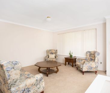 Low Maintenance Family Home in an Ideal Location - Photo 2