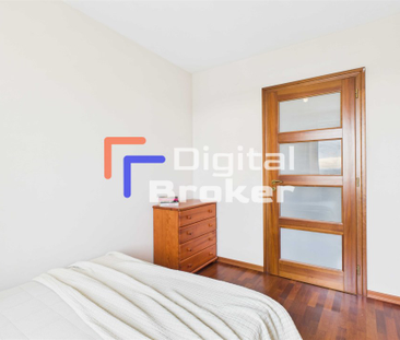 Warszawa, Praga-Południe, Al. Stanów Zjednoczonych - Photo 2