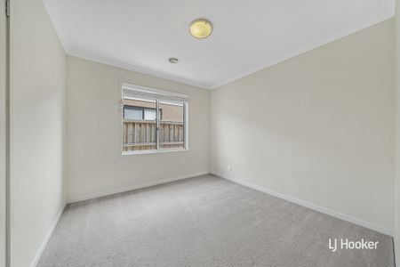 39 Tanami Street, Point Cook VIC, Belconnen - Photo 4