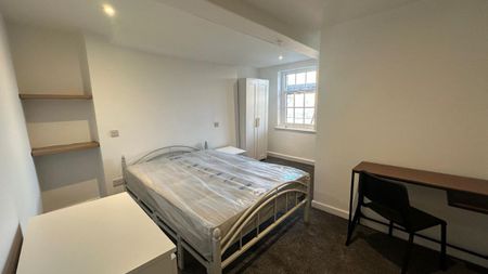 Room 2, Swan Street, Warwick - Photo 3