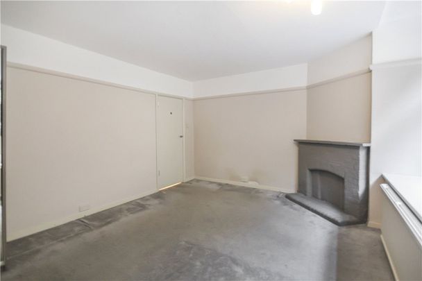 Queens Road, Weybridge, Surrey, KT13 9DL - Photo 1