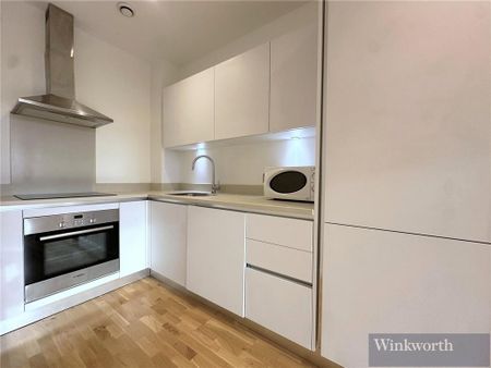 Studio to rent - Photo 4