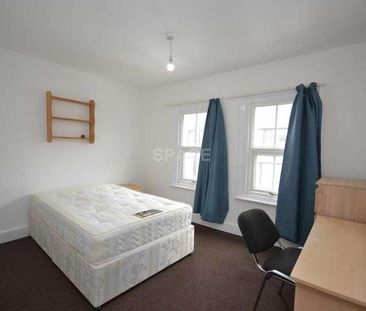 Pitcroft Avenue, Earley, Reading, Berkshire, RG6 - Photo 4