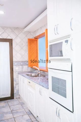 Alquiler de piso en Calle de la Rosa, 100 - Photo 4