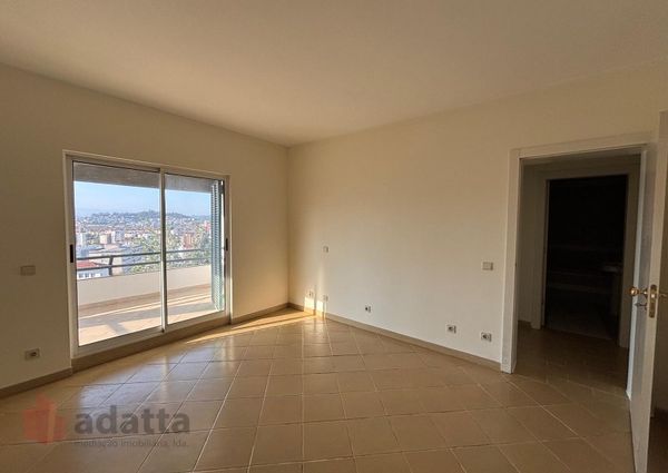 Apartamento T3 em Coimbra