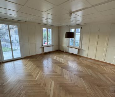 Charmante 3.5-Zimmerwohnung in denkmalgeschütztem Bauernhaus - Photo 3