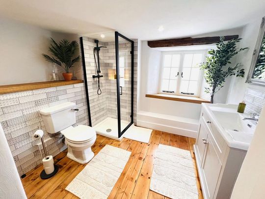 3 bedroom end of terrace house to rent - Photo 1