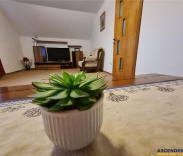 Vila cu 6 camere si garaj propriu, Centrul Istoric Drumul Po - Fotografie 2