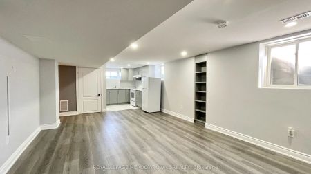 4 Keats Avenue #Bsmt - Photo 5