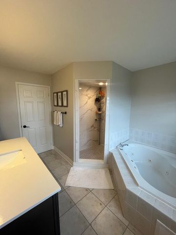 For Lease - 575 Steeple Hill Unit# 8, Pickering, Ontario - Photo 2