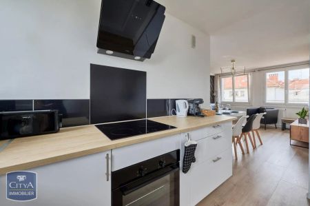 Appartement à louer 4 pièces 63.69m² - Photo 3