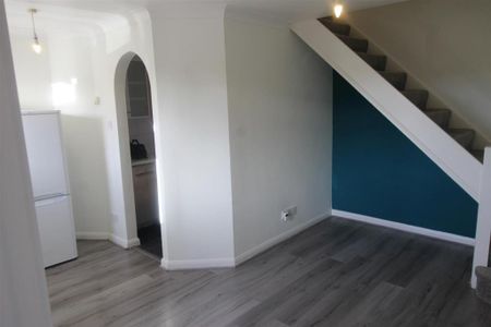 1 bedroom cluster house to rent - Photo 2