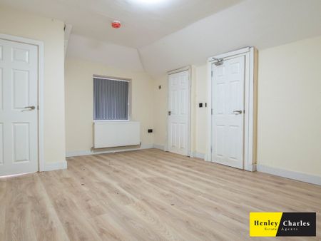 1 Bedroom Apartment For Rent - Photo 2