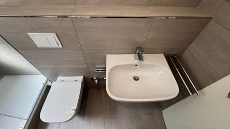 *** Charmante Altbauwohnung in grüner Lage! *** - Photo 3