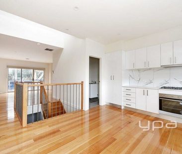 Charming Duplex in Convenient Fawkner Location - Photo 1
