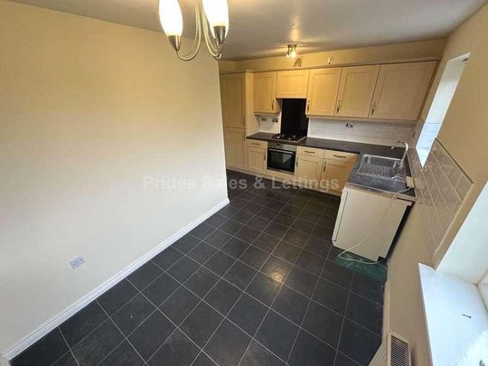 Richmond Drive, North Hykeham, LN6 - Photo 1