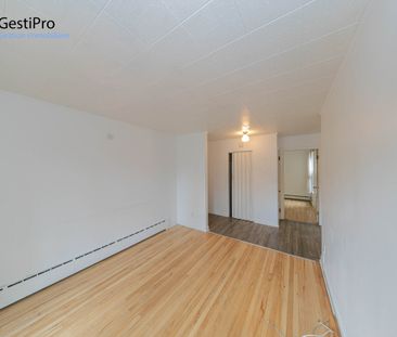 1370 Frontenac - Photo 4