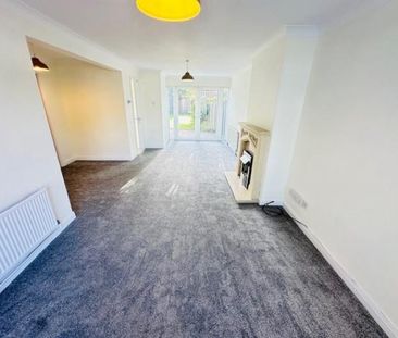 3 bedroom House To Let - Photo 2