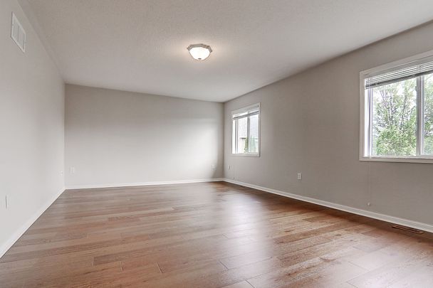 For Lease - 51 Raffia Avenue, Richmond Hill, Ontario - Photo 1