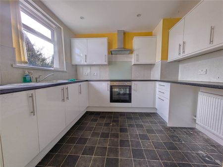 3 bed semi-detached house to rent in Normanby Road, Middlesbrough, TS6 - Photo 5