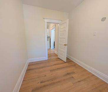 Newly Renovated 2-Bedroom Unit with Sun Room in Welland! - Photo 2