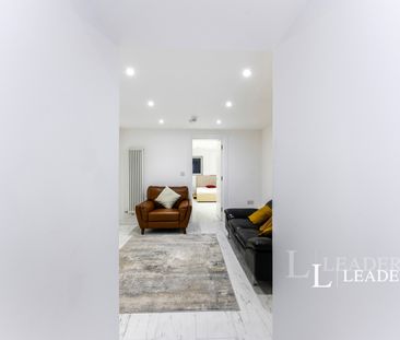 3 bedroom apartment to rent Croydon Road, Reigate, RH2 - Photo 4