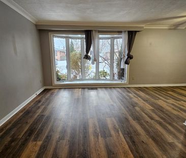 For Lease - 12 Aspendale Drive Unit# Main, Toronto, Ontario - Photo 2
