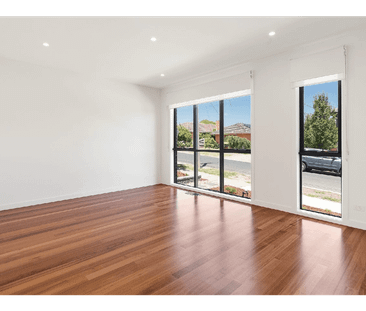 1A Glenfern Avenue, Doncaster, Vic 3108 - Photo 1 | Rentumo