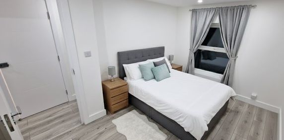 1 Bed Flat, Gipsy Road, SE27 - Photo 2