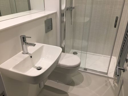 2 bedroom Two Bedroom Apartment to rent - Photo 5