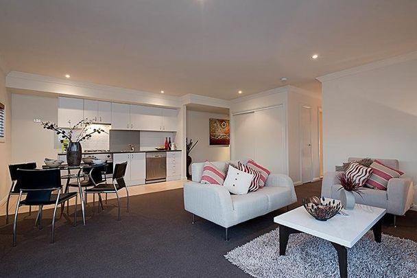 Thinking of selling? Contact our agent - Photo 1