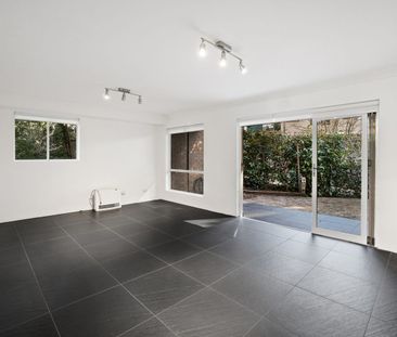 Light & Bright Townhouse - Photo 1