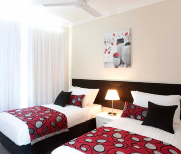 Unit 1, 7 Dolphin Avenue, Mermaid Beach, QLD - Photo 4