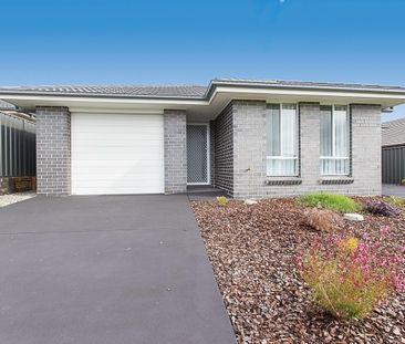 Neat and Tidy 3 bedroom Unit - Photo 2