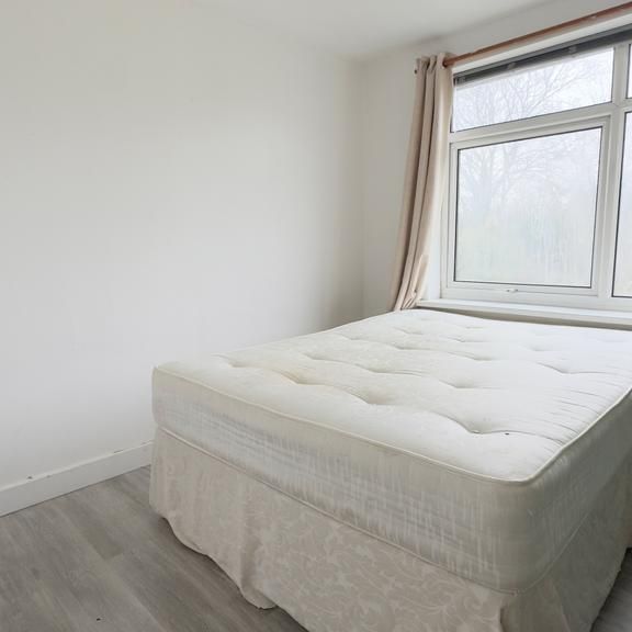 3 bedroom townhouse to rent - Photo 1