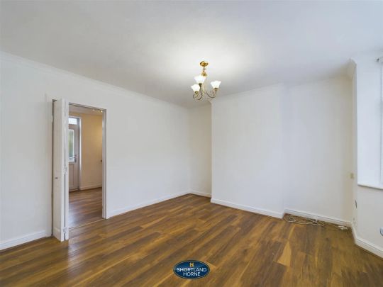 Nunts Park Avenue, Holbrooks, Coventry - Photo 1